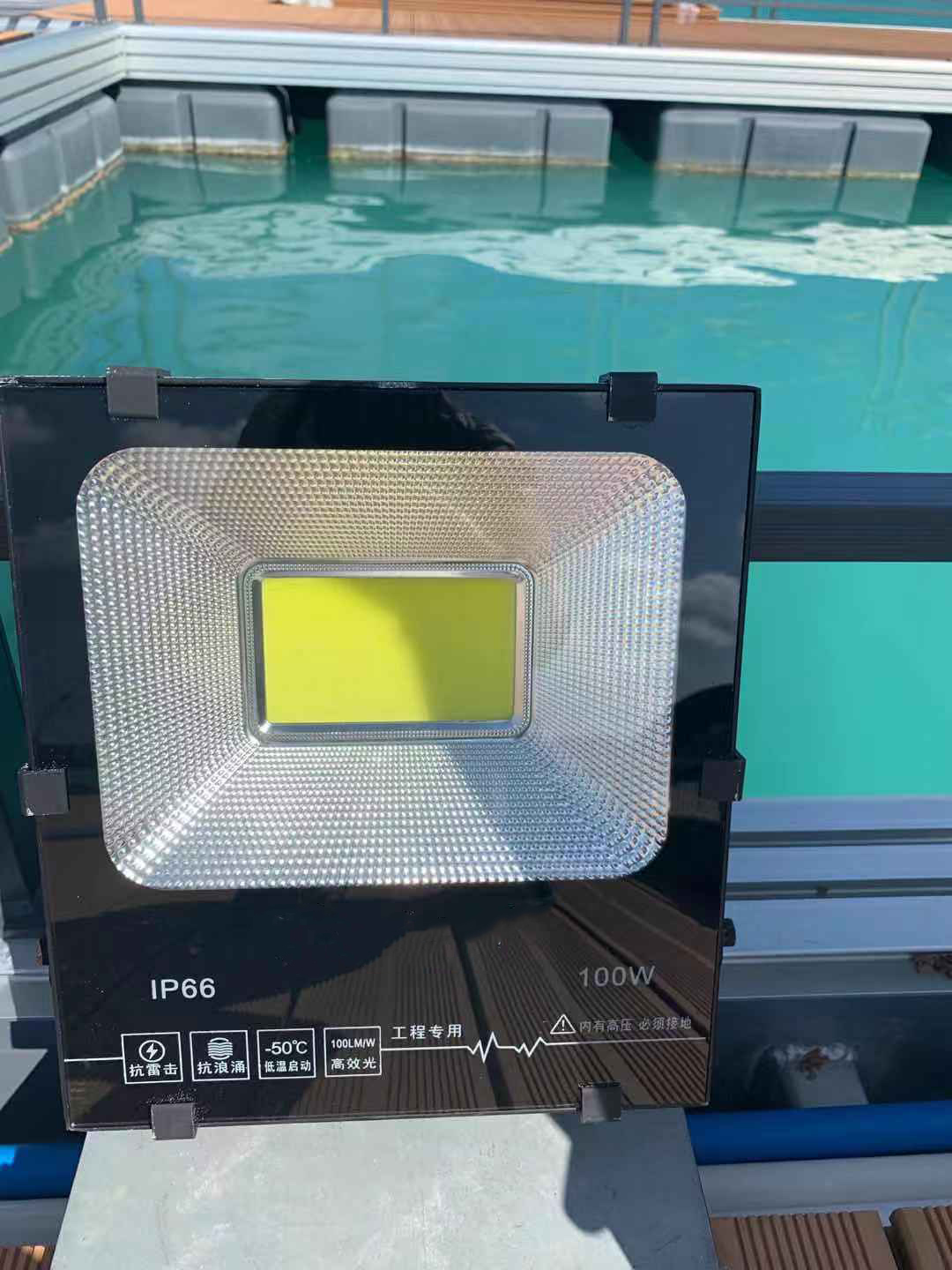 Schwimmendes Dock LED-Licht1